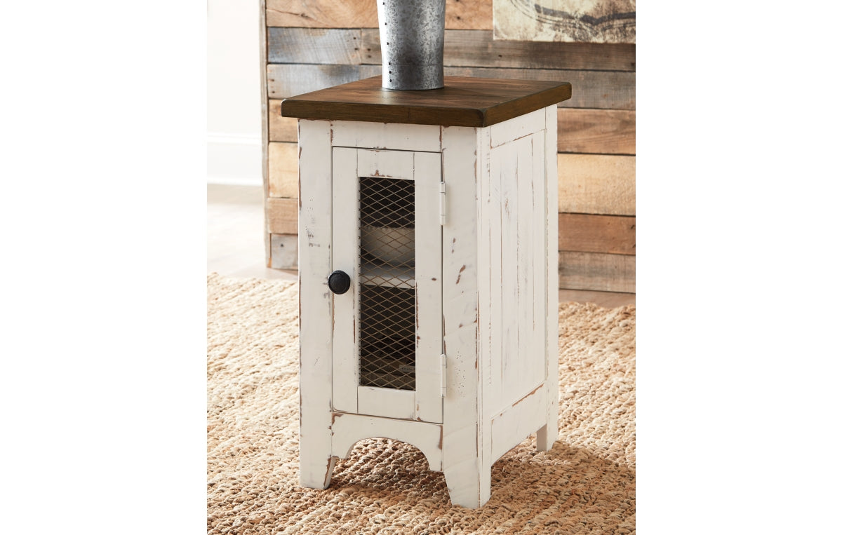 Wystfield Chairside End Table