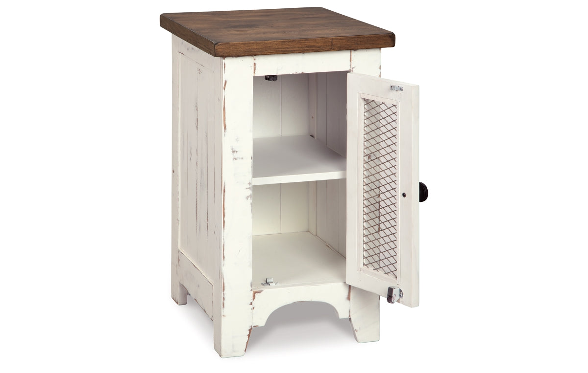 Wystfield Chairside End Table