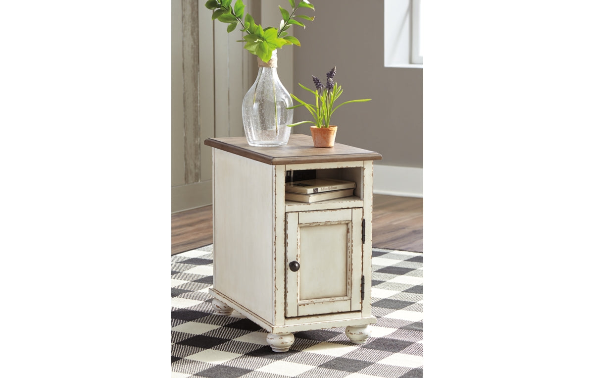 Realyn Chairside End Table