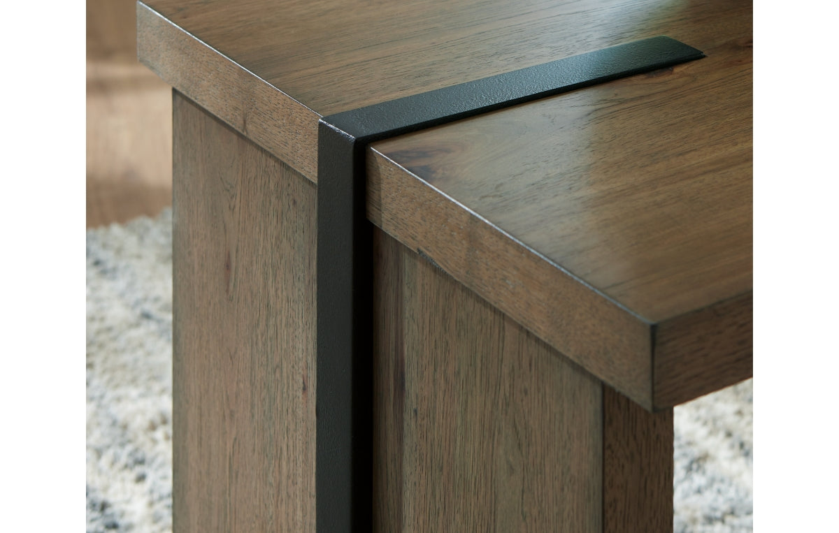 Kandinew End Table