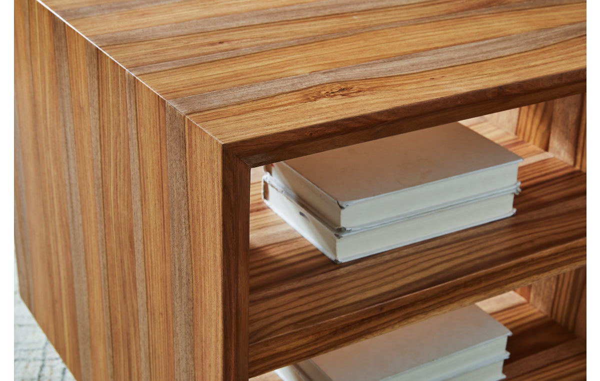 Dressonni End Table