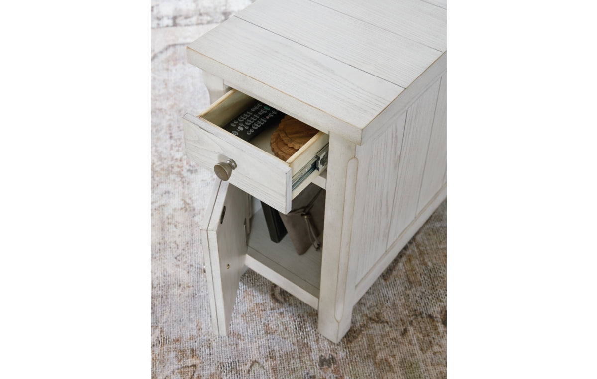 Robbinsdale Chairside End Table