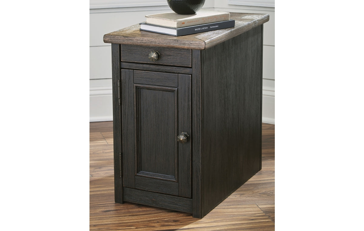 Tyler Creek Chairside End Table with USB Ports & Outlets