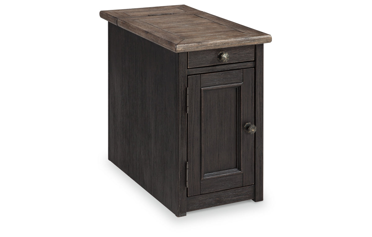 Tyler Creek Chairside End Table with USB Ports & Outlets