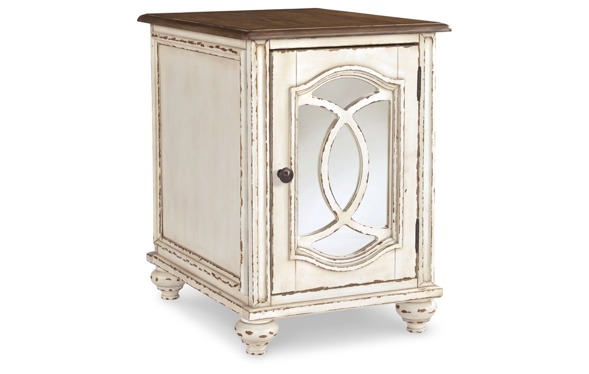 Realyn Chairside End Table