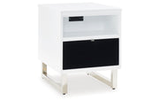 Gardoni Chairside End Table