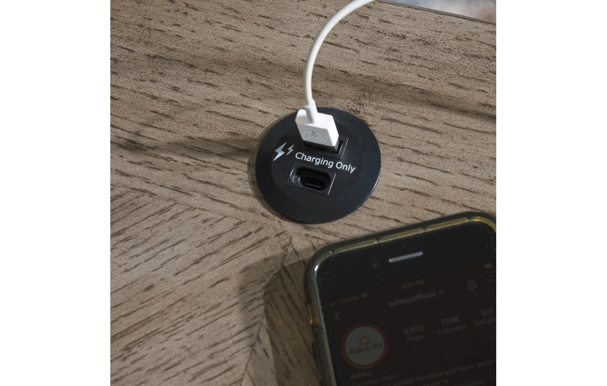 Loyaska End Table