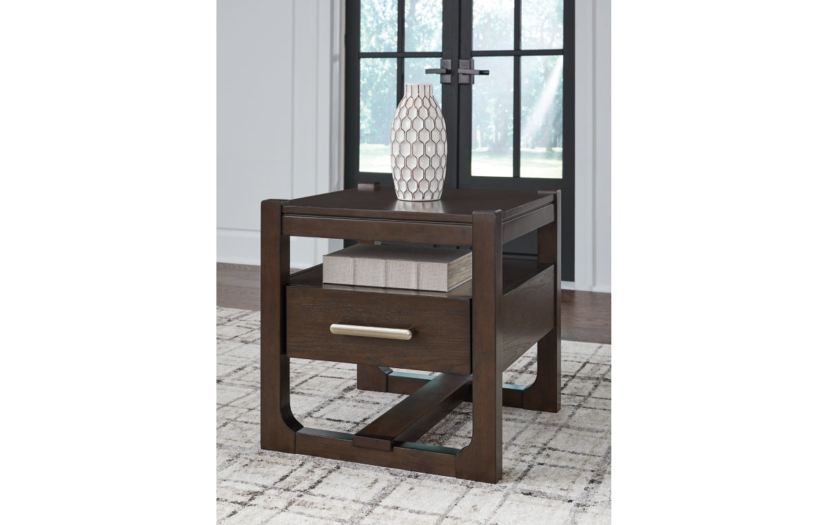 Breckington End Table