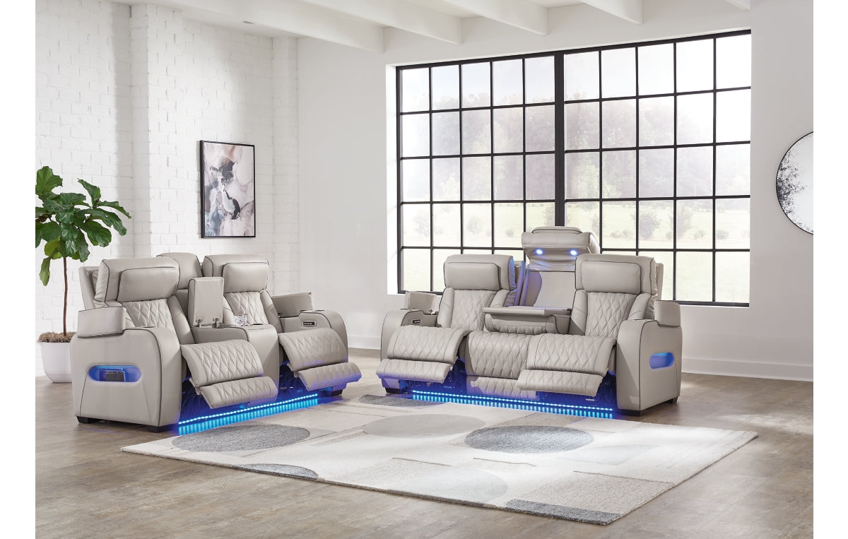 Boyington Sofa, Loveseat and Recliner