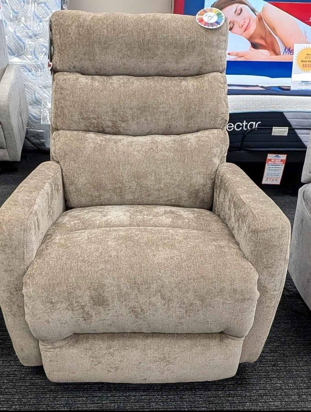 Manual Space Saver Recliner