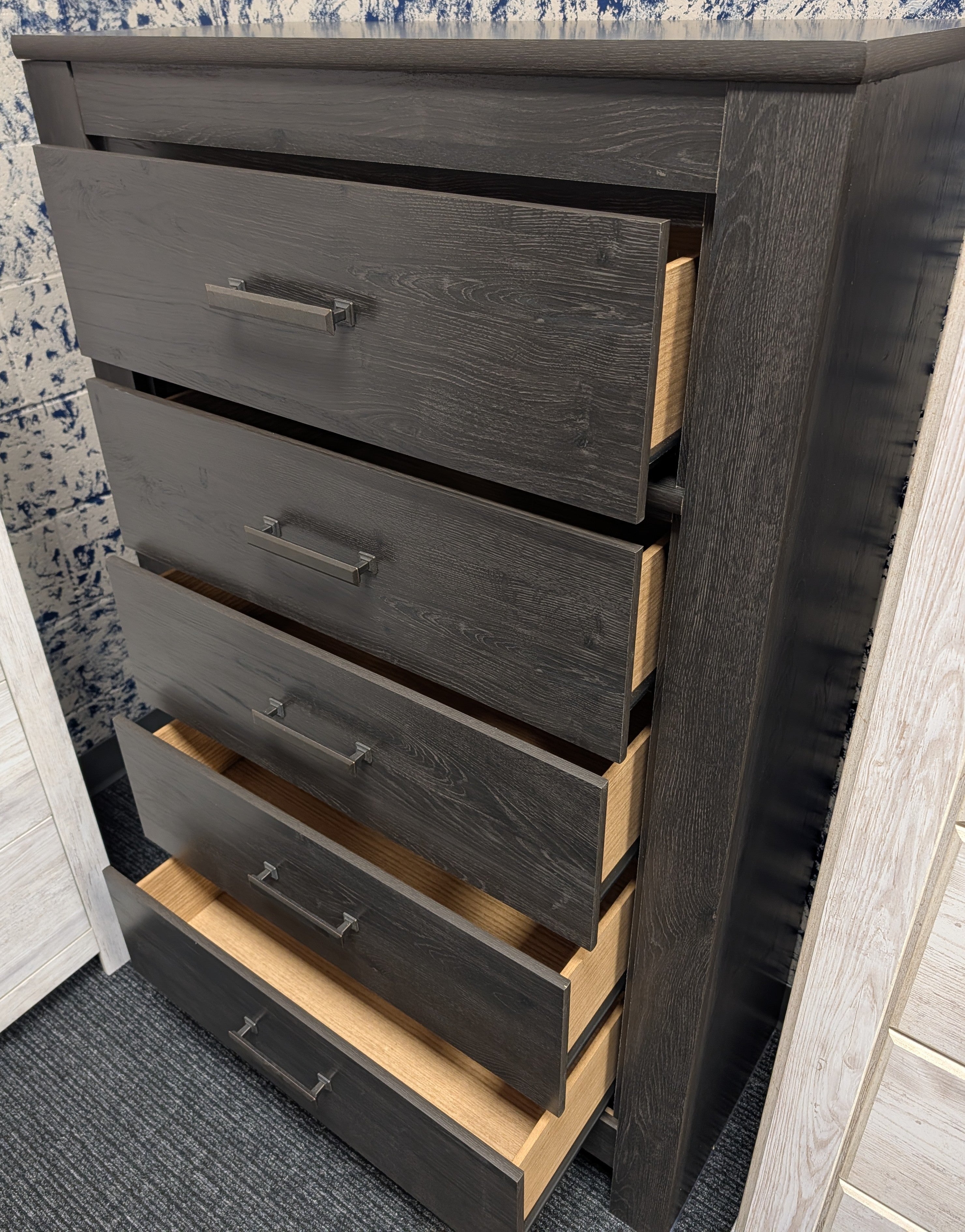 5-Drawer Chest